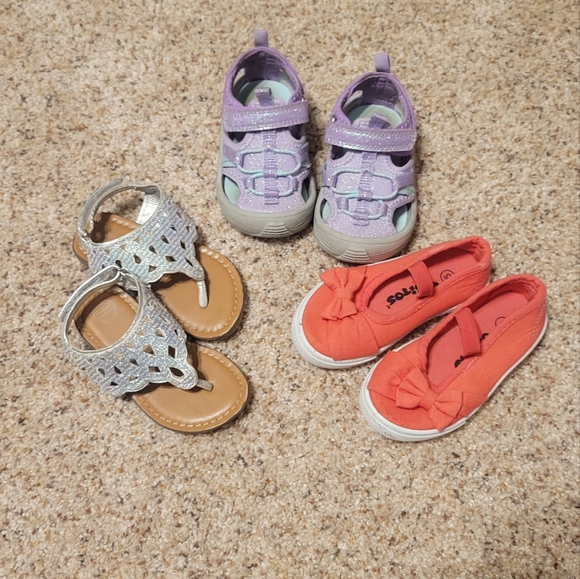 Toddler sandal lot - Picture 1 of 1